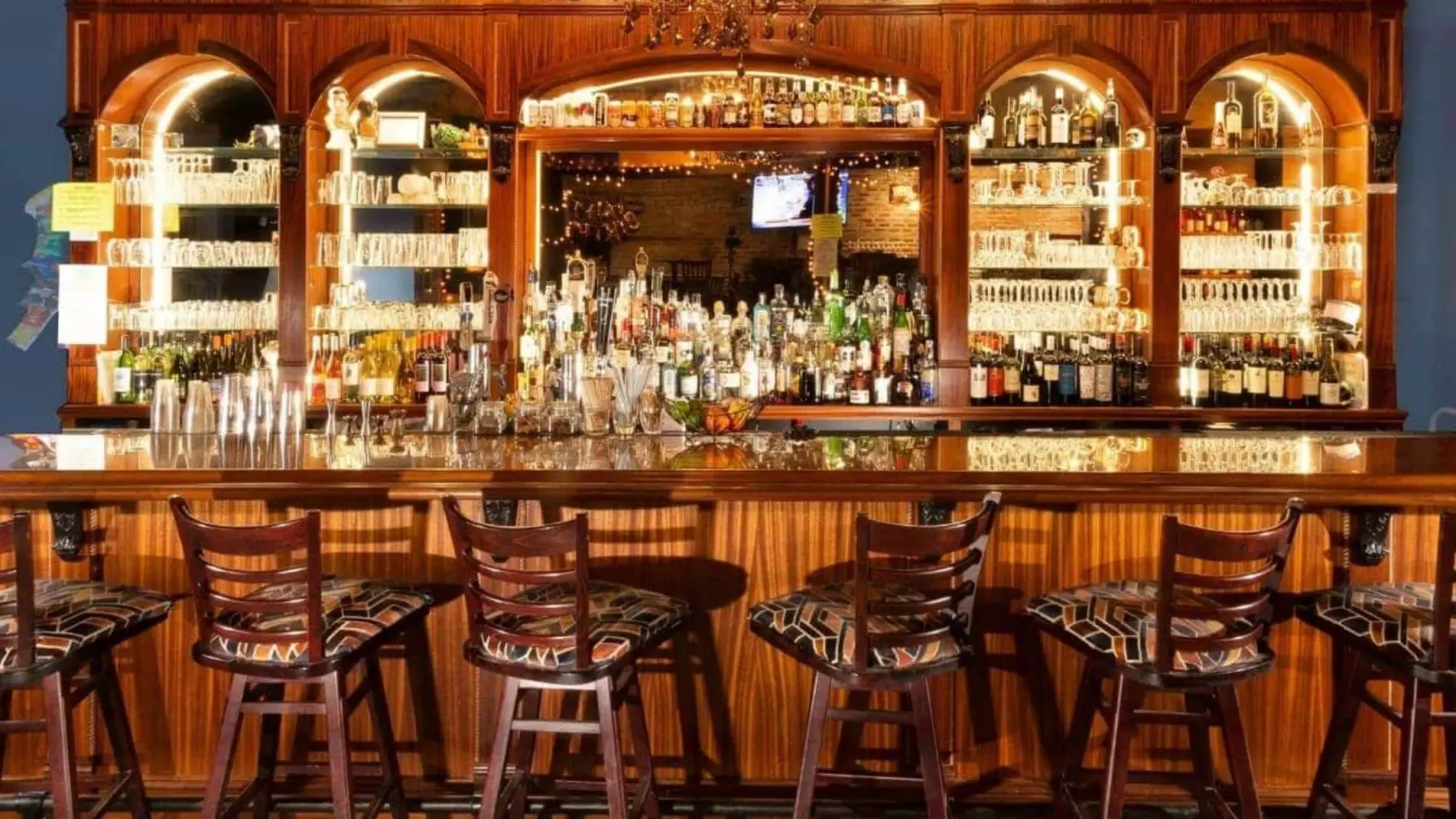 CRU Wine Bar |. Beaufort Town Docks